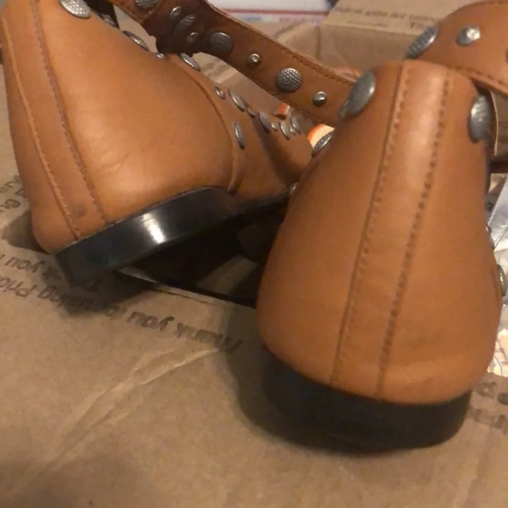 Free‎ People brown tan caramel Mystic Mary Jane Double-Strap Flats size 9.5 new